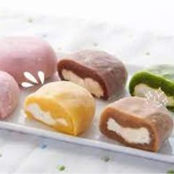 Chateraise - Mochi Cream Cake (Various Flavors)